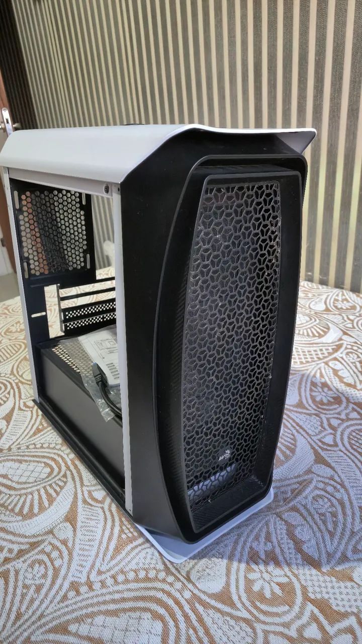 Gabinete sem tampa e com cooler traseiro - Foto 2