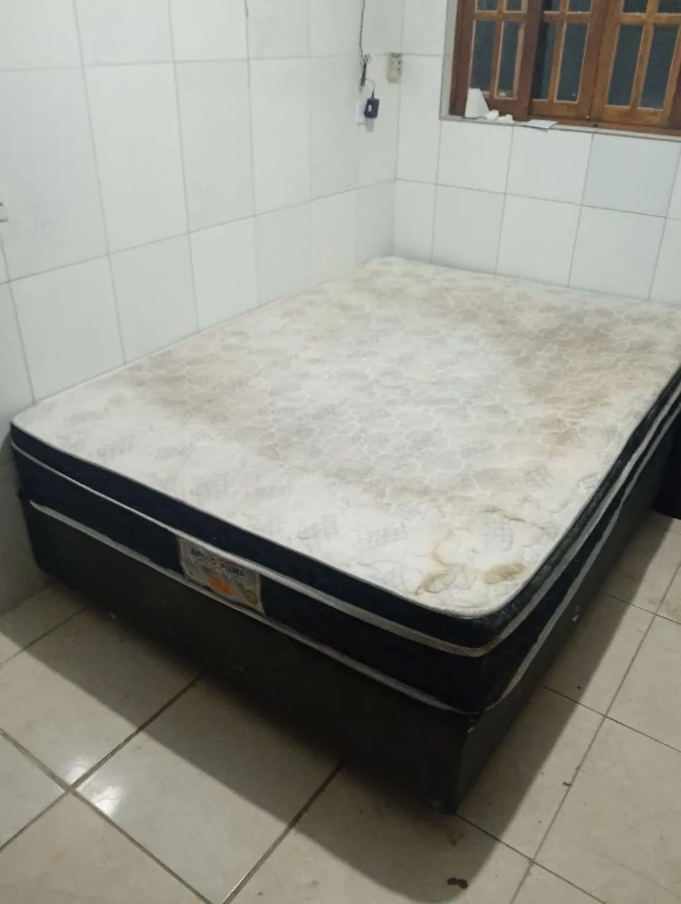 Cama box de casal 