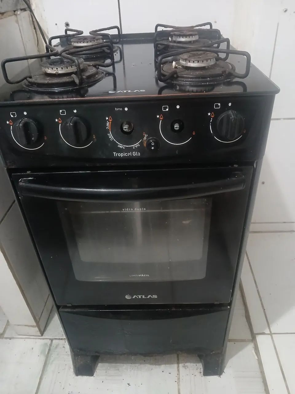 Fogão.  Atras