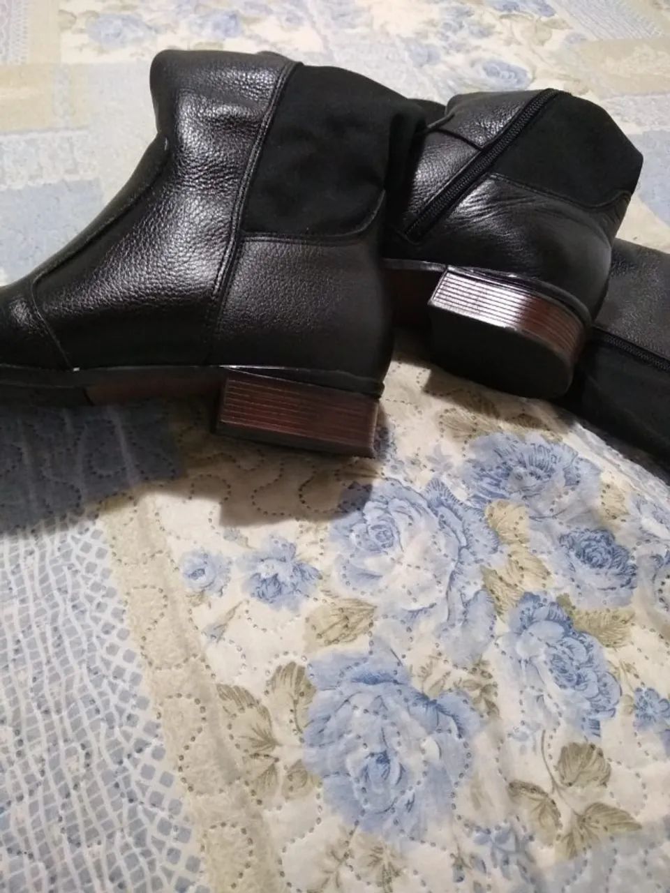 Botas couro - Foto 3