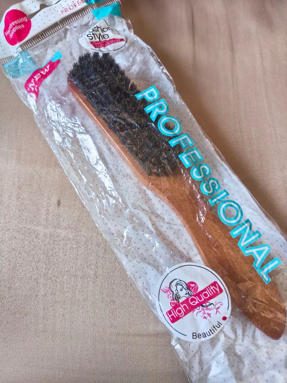 Escova madeira para barba 21cm nova  - Foto 4