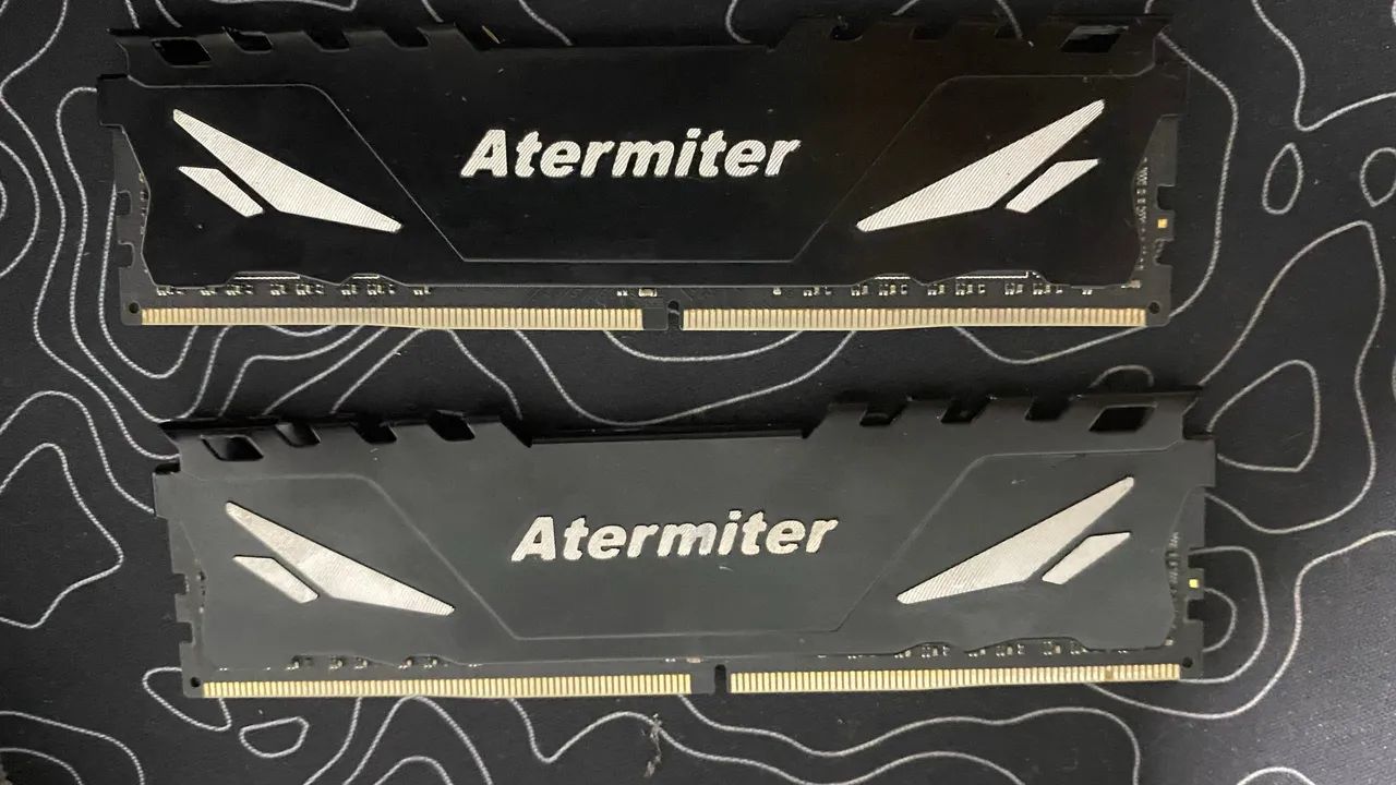 Memória ram 2x8 gb 16gb total 1 ano de uso 