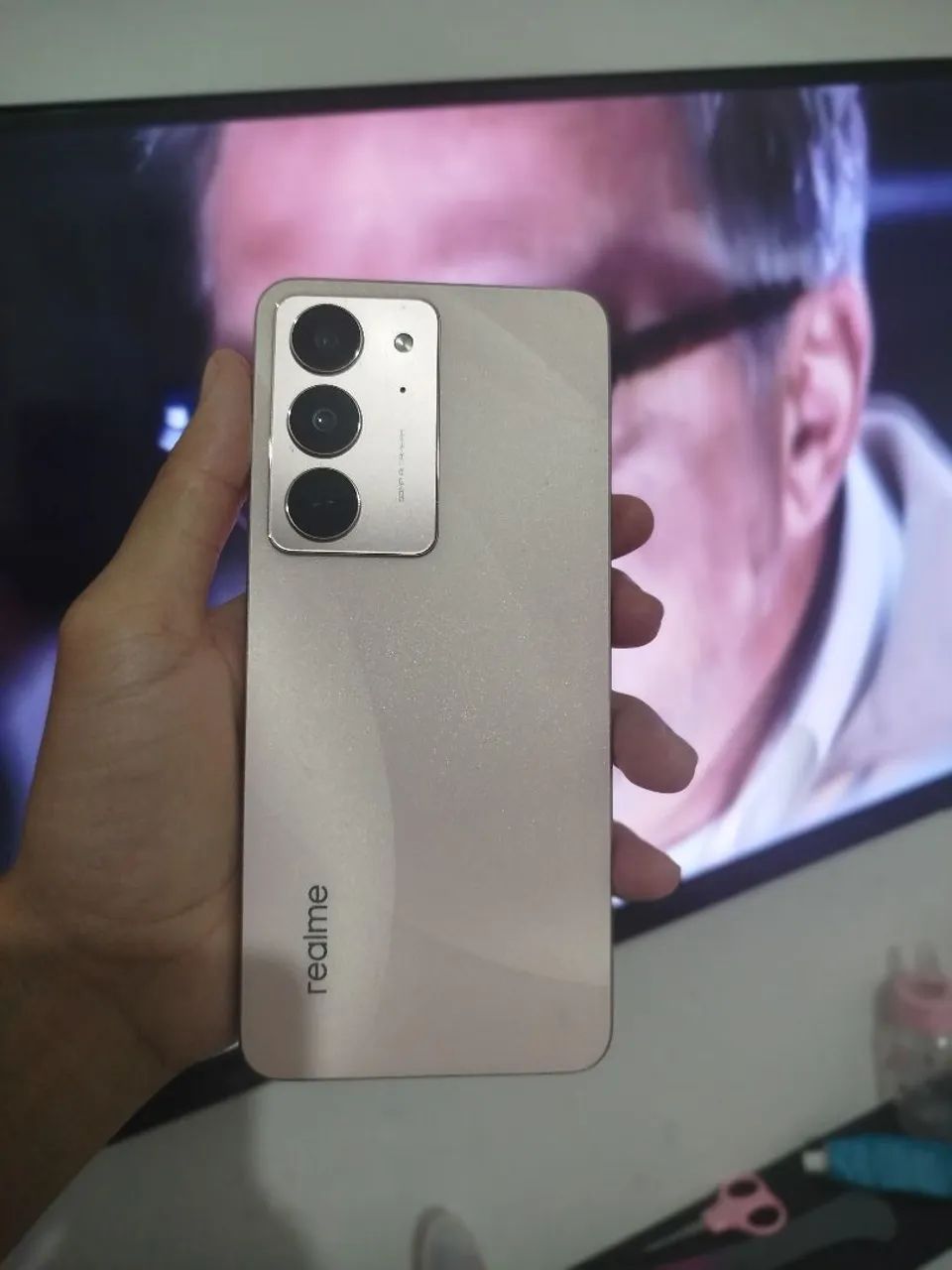 Realme C75 