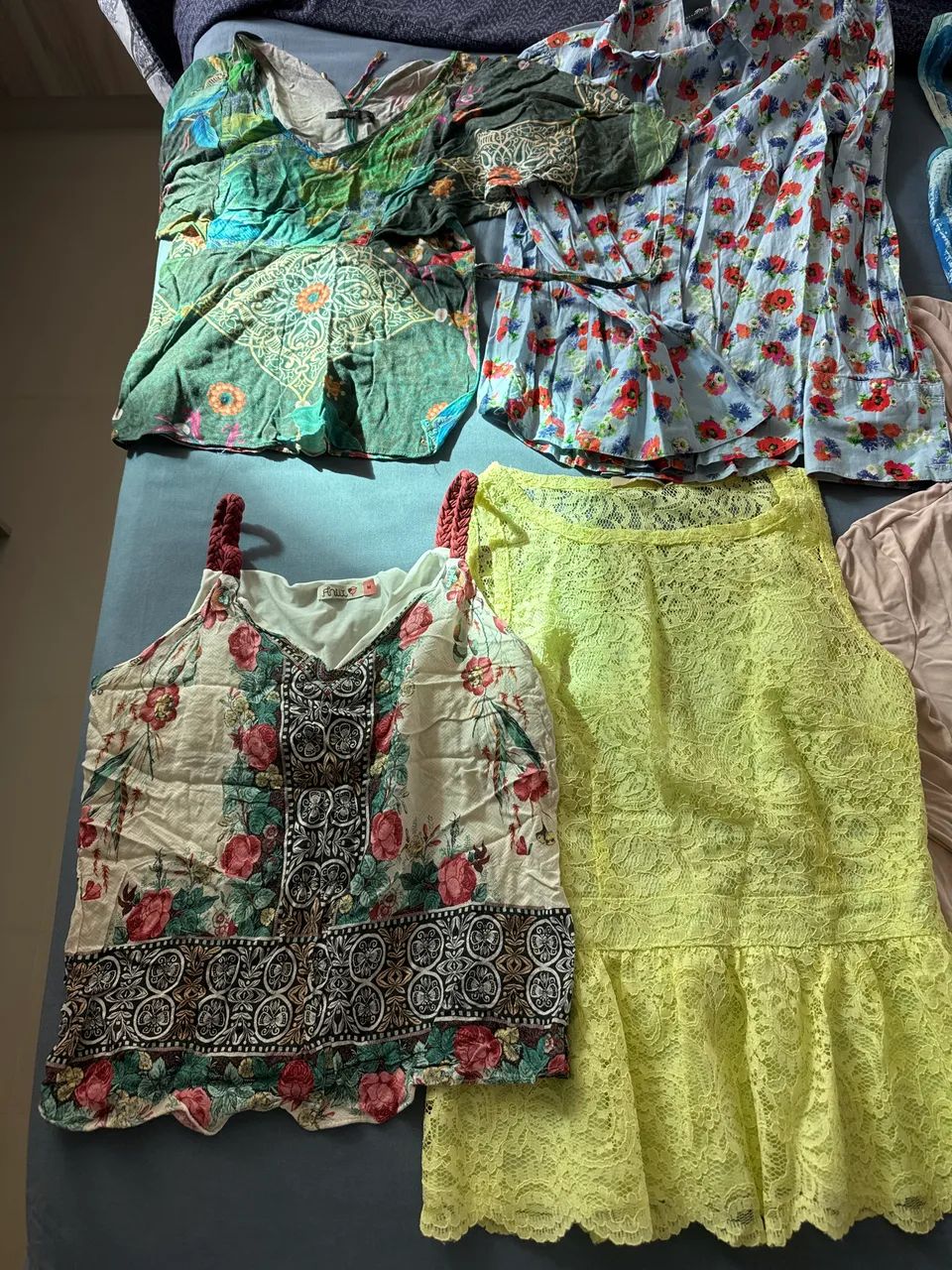 Lote de blusas TAM P - Foto 2