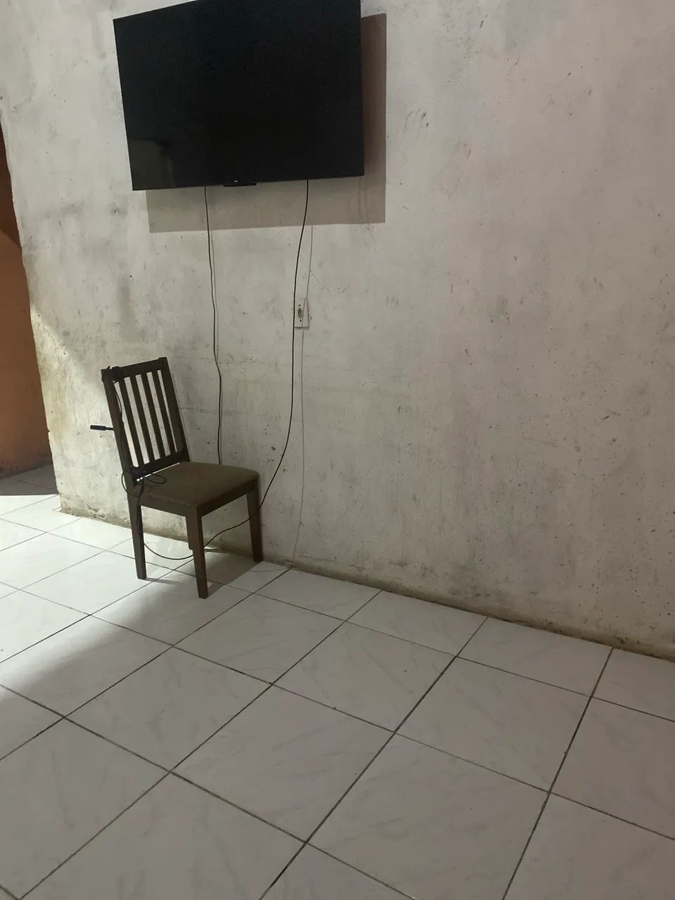 Vendo uma casa 