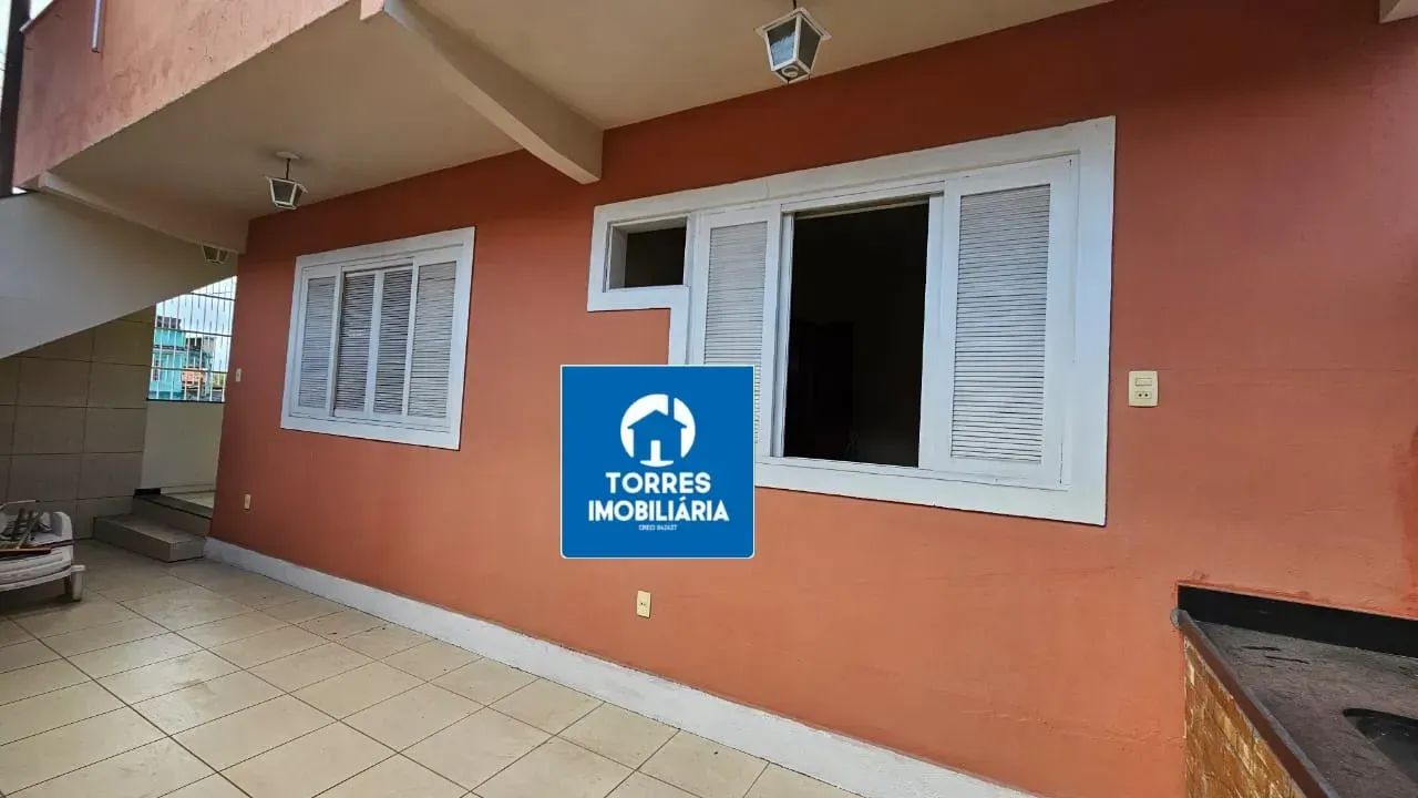 Paraíso - Ótima casa de 2 quarto a venda.