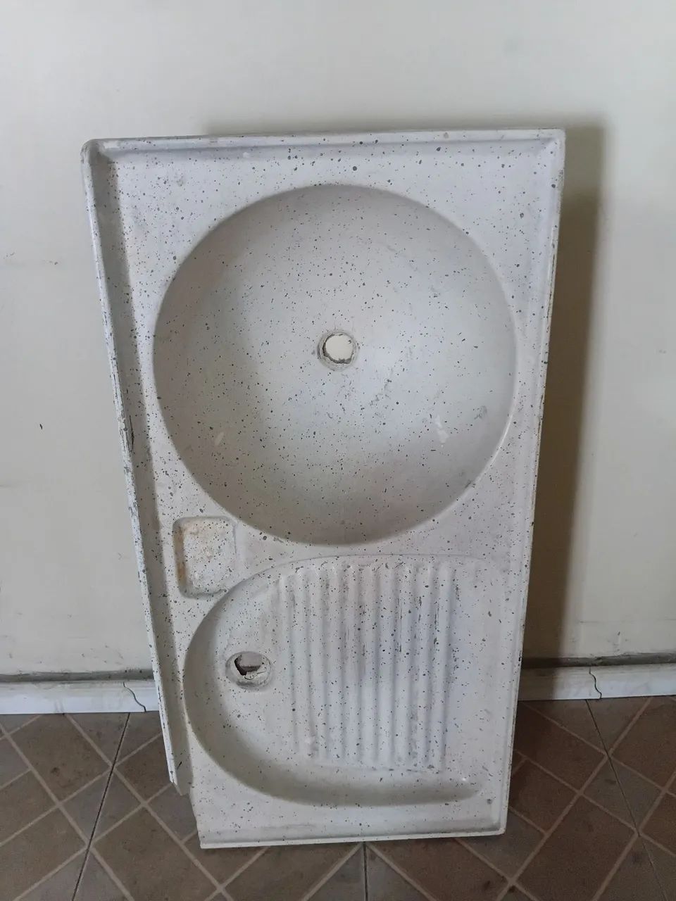 Tanque lavatório 