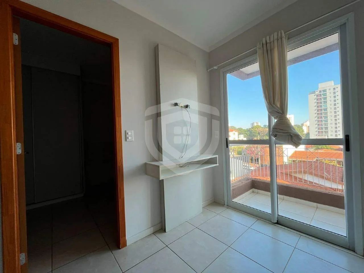 APARTAMENTO COM 1 SUITE E 32 M² - EDIFÍCIO TERRASE SAINT MARTIN - BAURU / SP - Foto 2