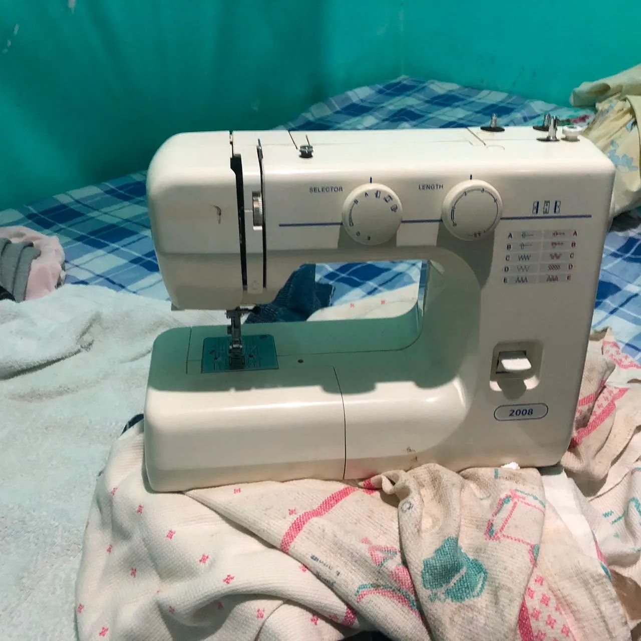 Máquina de costura  - Foto 5