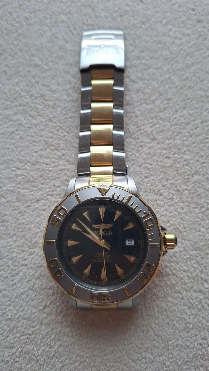 Relógio Invicta dourado automático