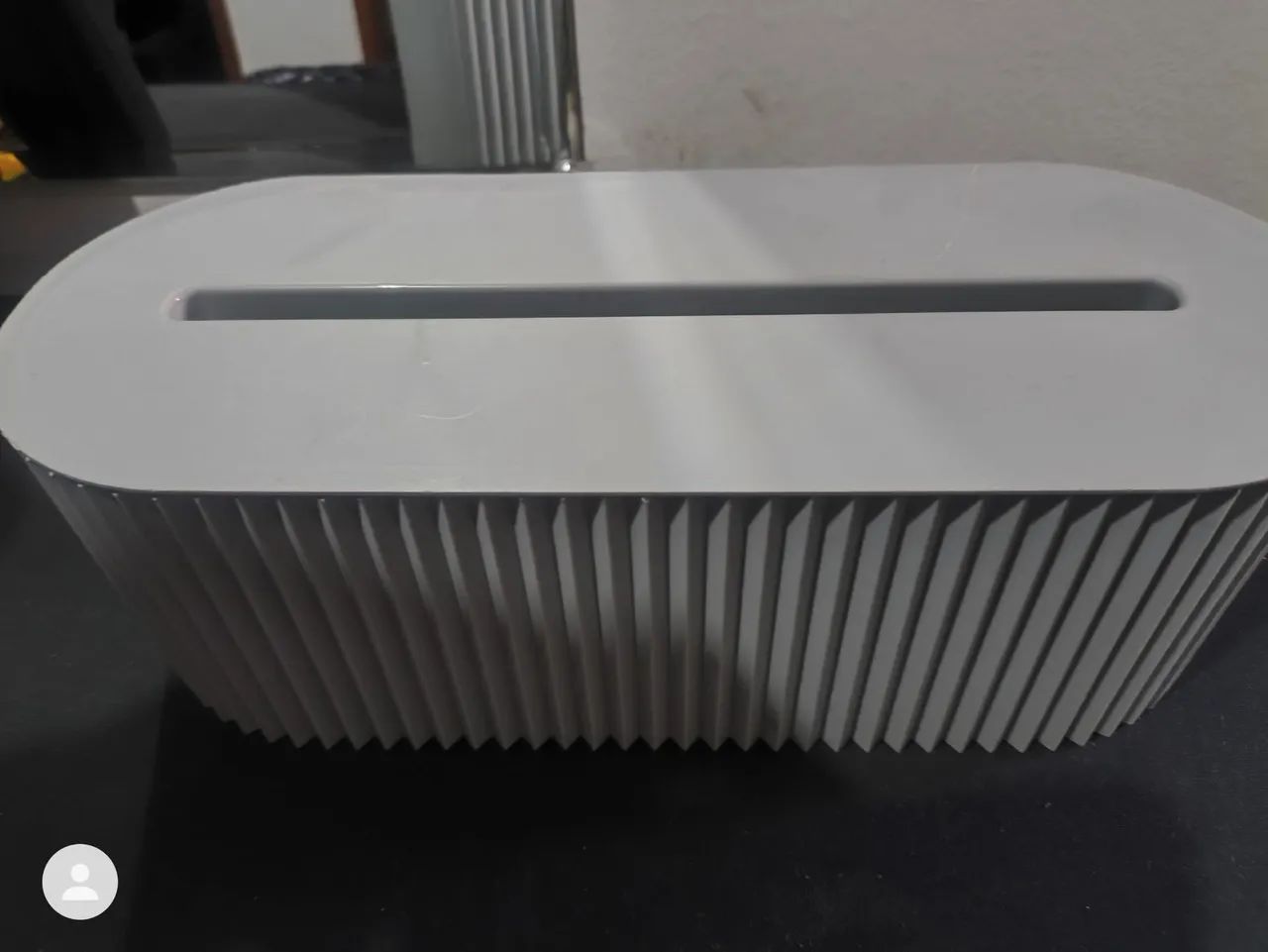 caixa organizadora de cabos e fios em plástico cinza  - Foto 3