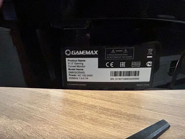 Monitor gamer curvo 1440p 144Hz - Foto 2