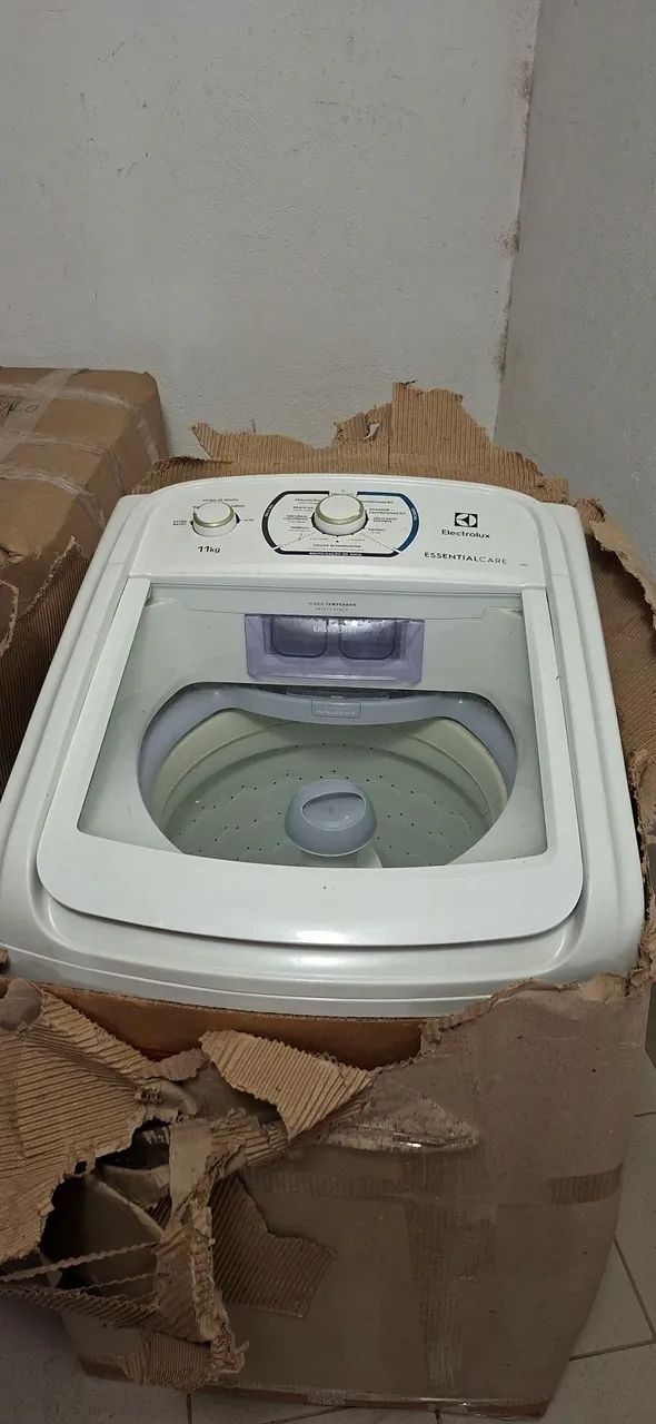 Máquina Lavar Eletrolux Essential Care 11 kg 220v - Foto 2