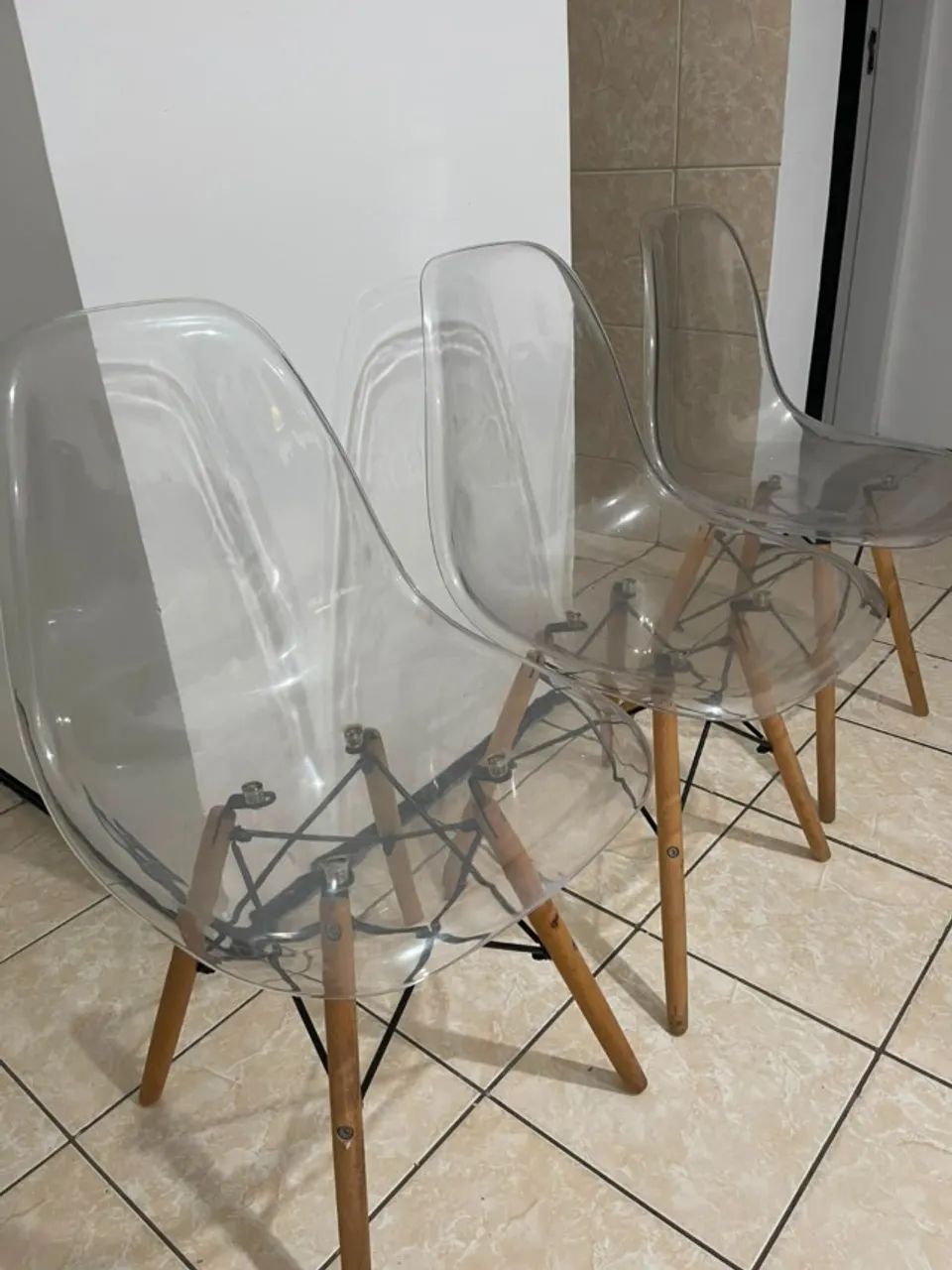 Cadeiras Transparentes Eiffel - Foto 3