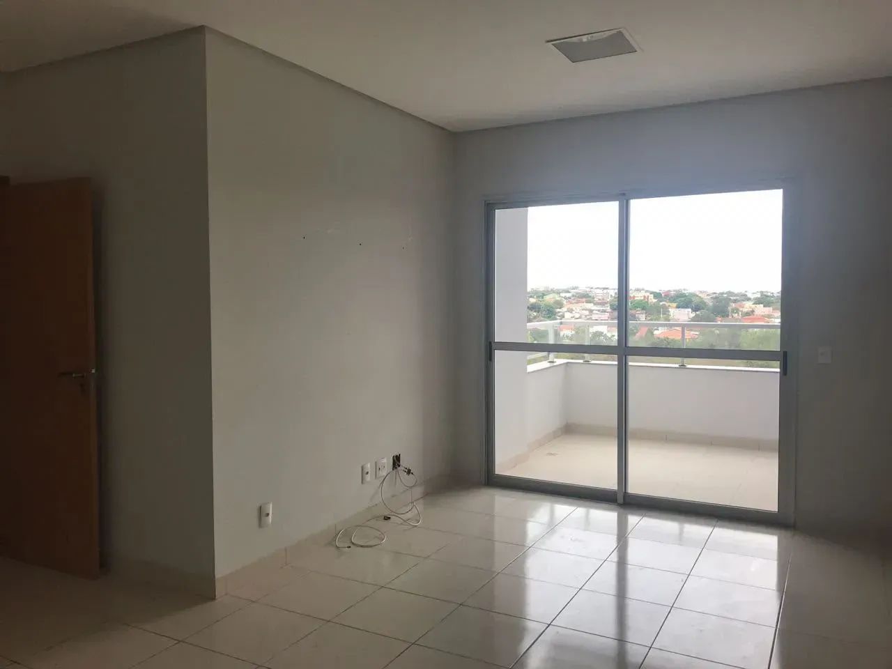 vendo Apto no condomínio parque pantanal lll - Foto 4