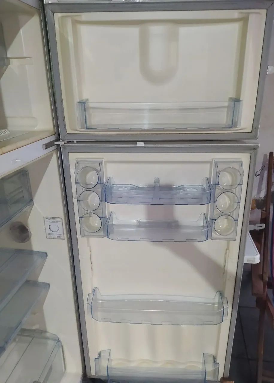 Geladeira Bosh  - Foto 4