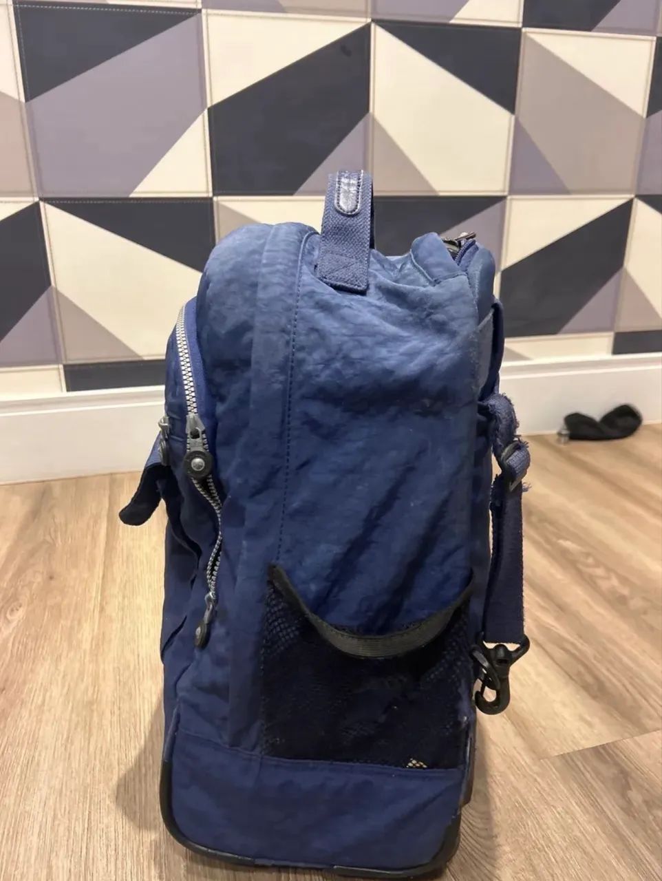 Mochila Kipling rodinhas