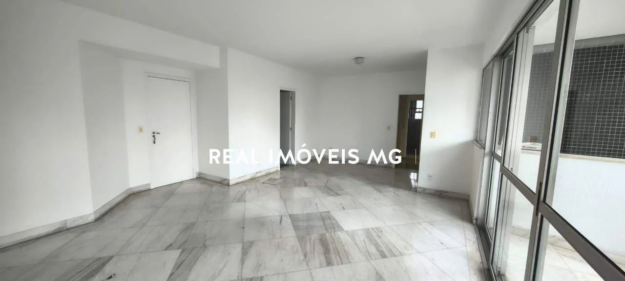 Apartamento para alugar 3 quartos e varanda no Lourdes.