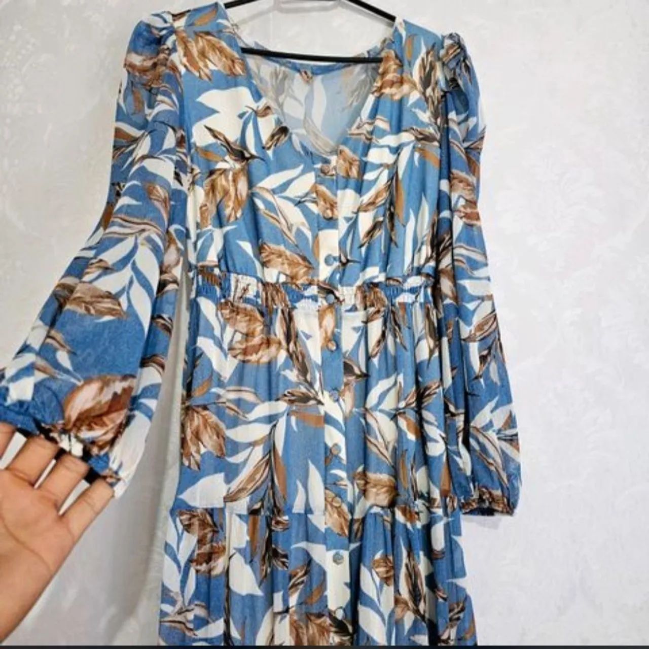 vestido longo feminino estampado azul - Foto 2