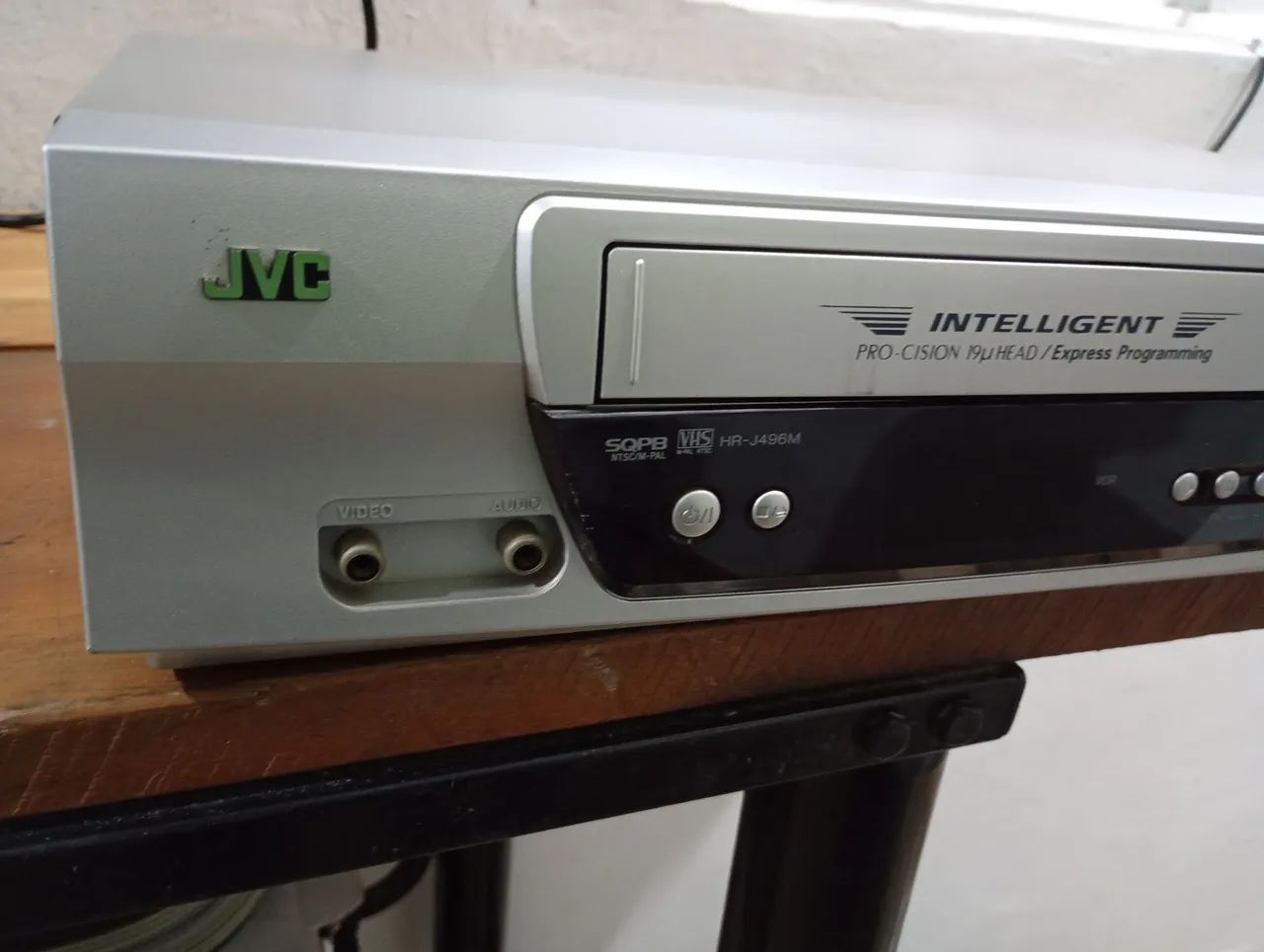Vídeo cassete JVC mono sem controle - Foto 3