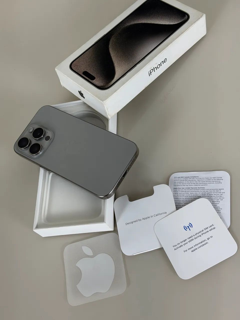 iPhone 15 pro - única dona - impecável  - Foto 3