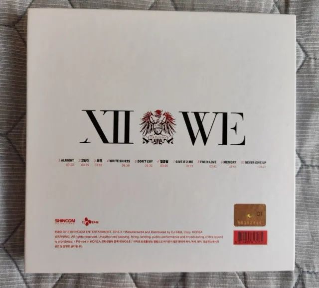 Álbum WE, do grupo de kpop SHINHWA Original coreano CD+Photobook