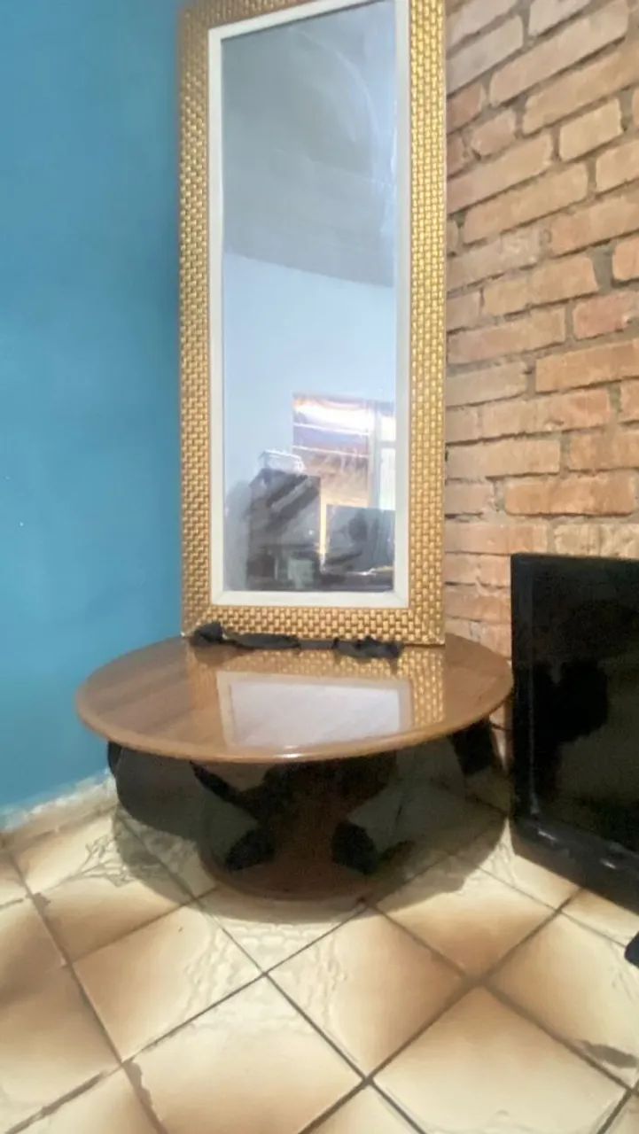 Kit TV, mesa de centro, colchão solteiro e espelho  - Foto 4