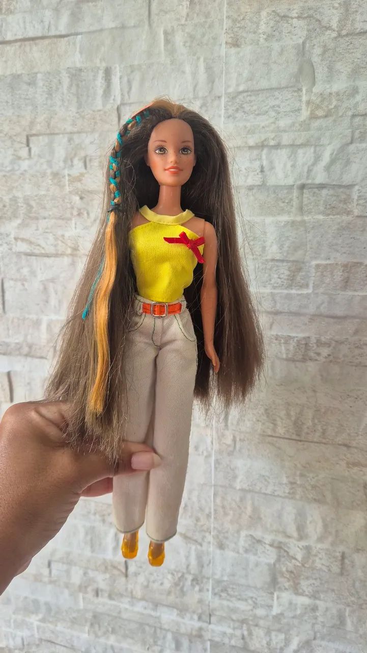 Barbie Courtney 