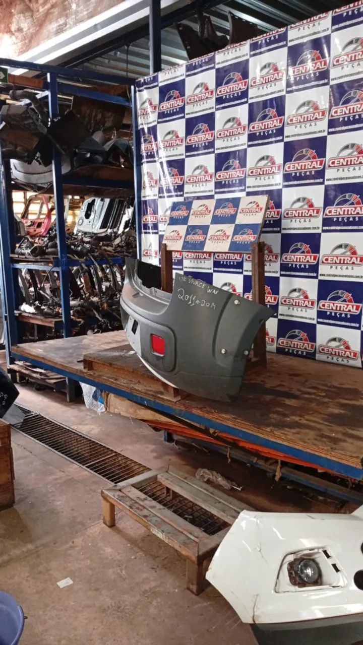 para-choque traseiro original para o Fiat Uno Vivace e Way dos anos 2011 a 2014. - Foto 3