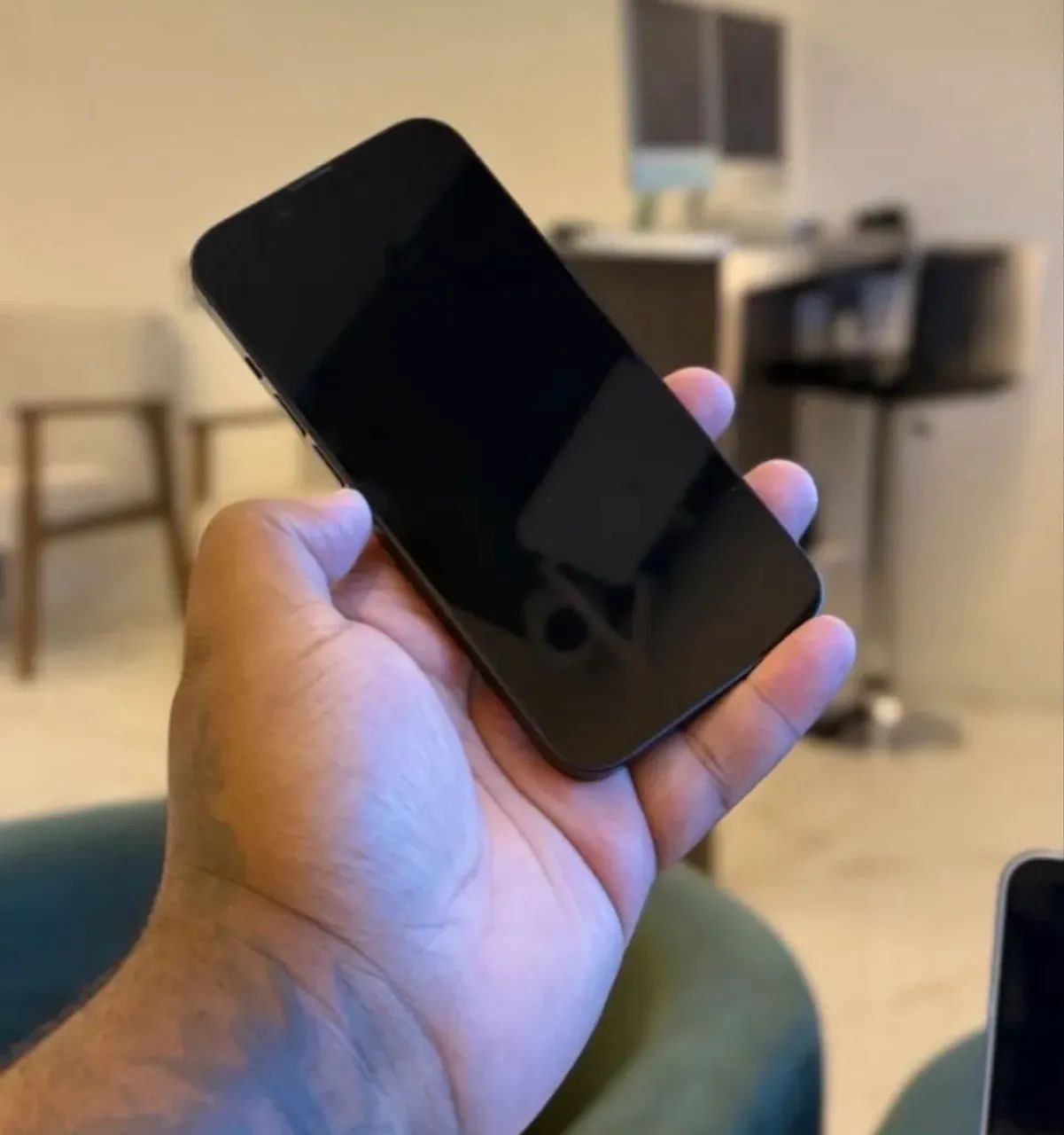 IPHONE 14 128 gb semi novo preto  - Foto 5