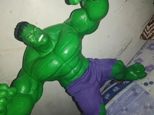 Boneco Hulk 