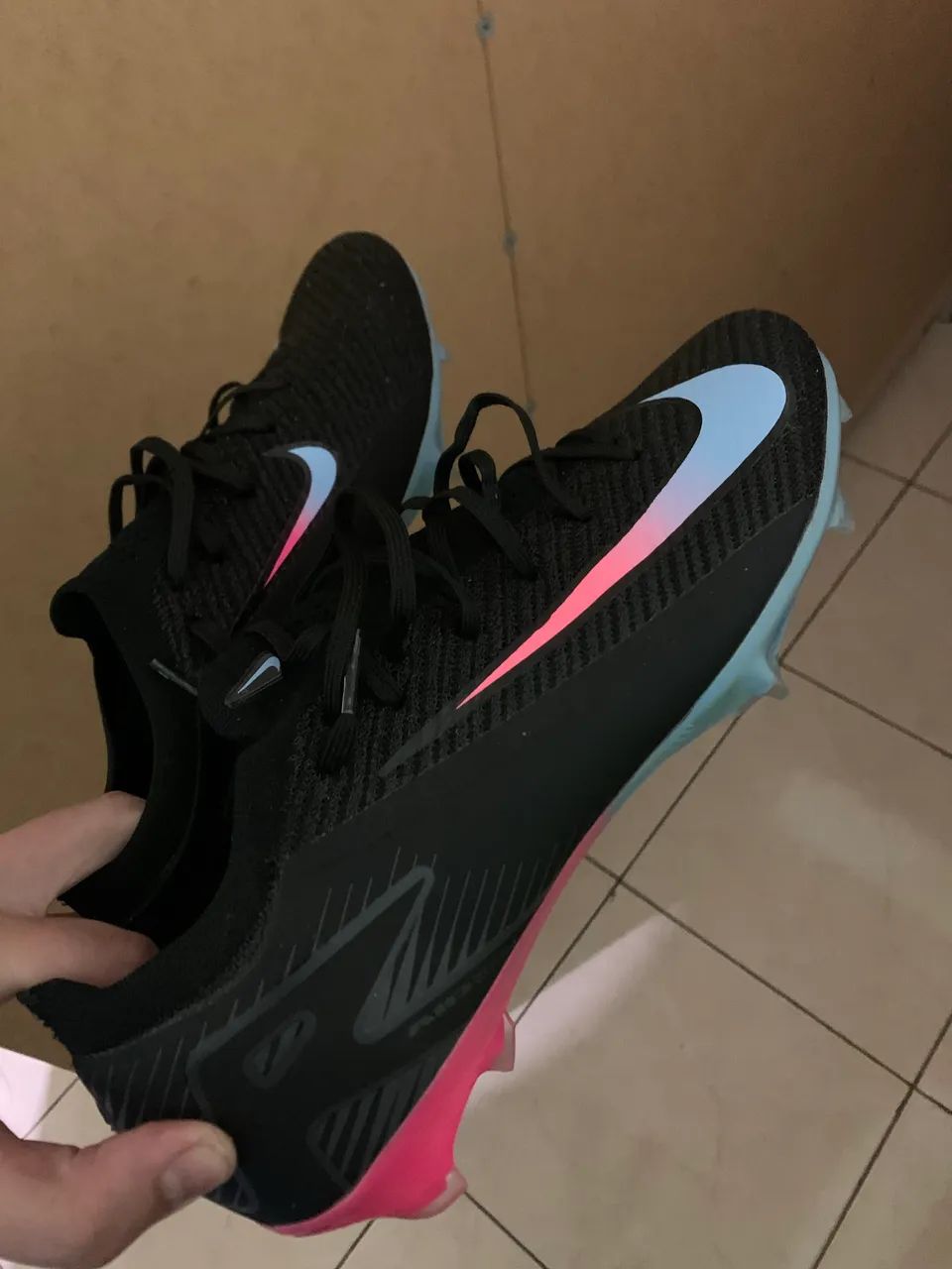 Chuteira Nova Nike TAM 42 - Calçados Esportivos - Vila Sinhá, São