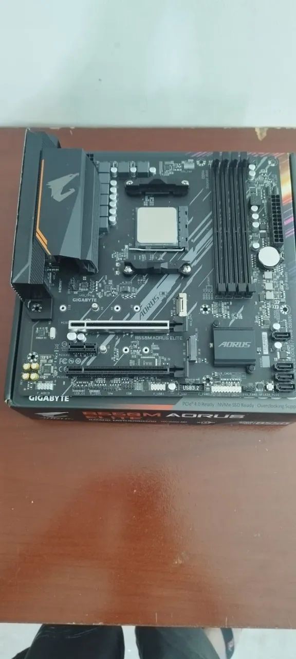 Kit Amd Ryzen 7 5700x Placa mae B550 Aorus Elite  - Foto 2