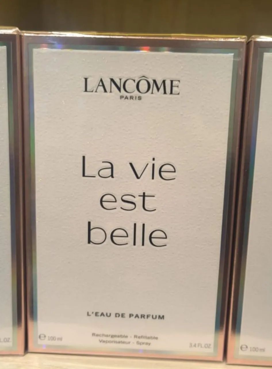 Lancôme perfume lá vie está belle