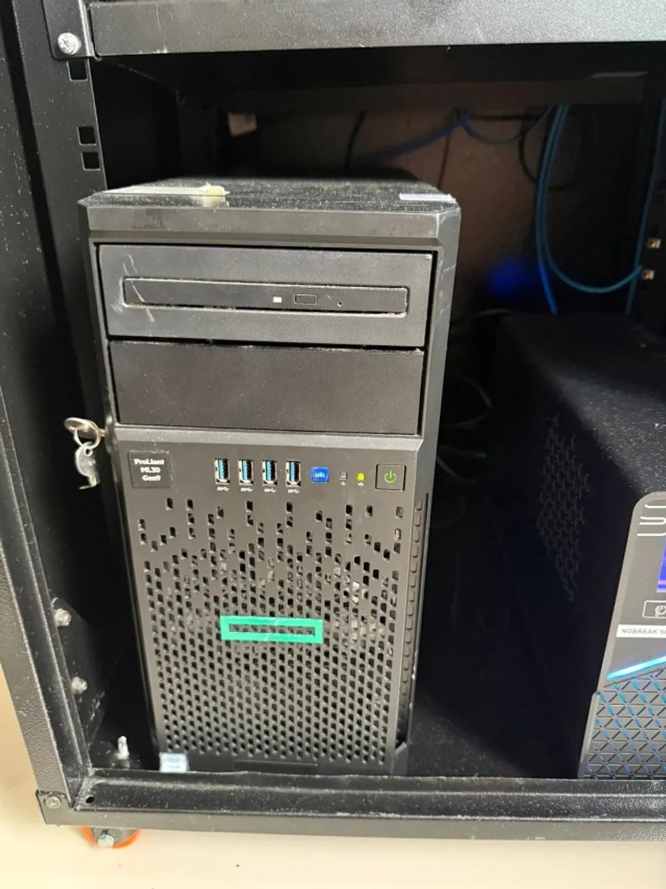  Servidor HPE ProLiant ML30 Gen9 - DDR4 - Foto 3