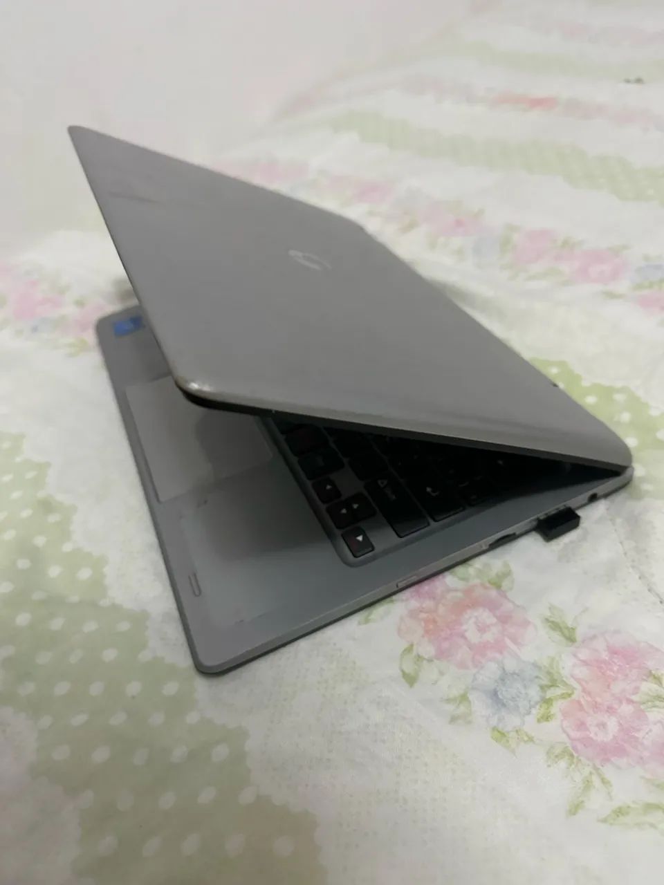 NOTEBOOK/ TABLET - Foto 4