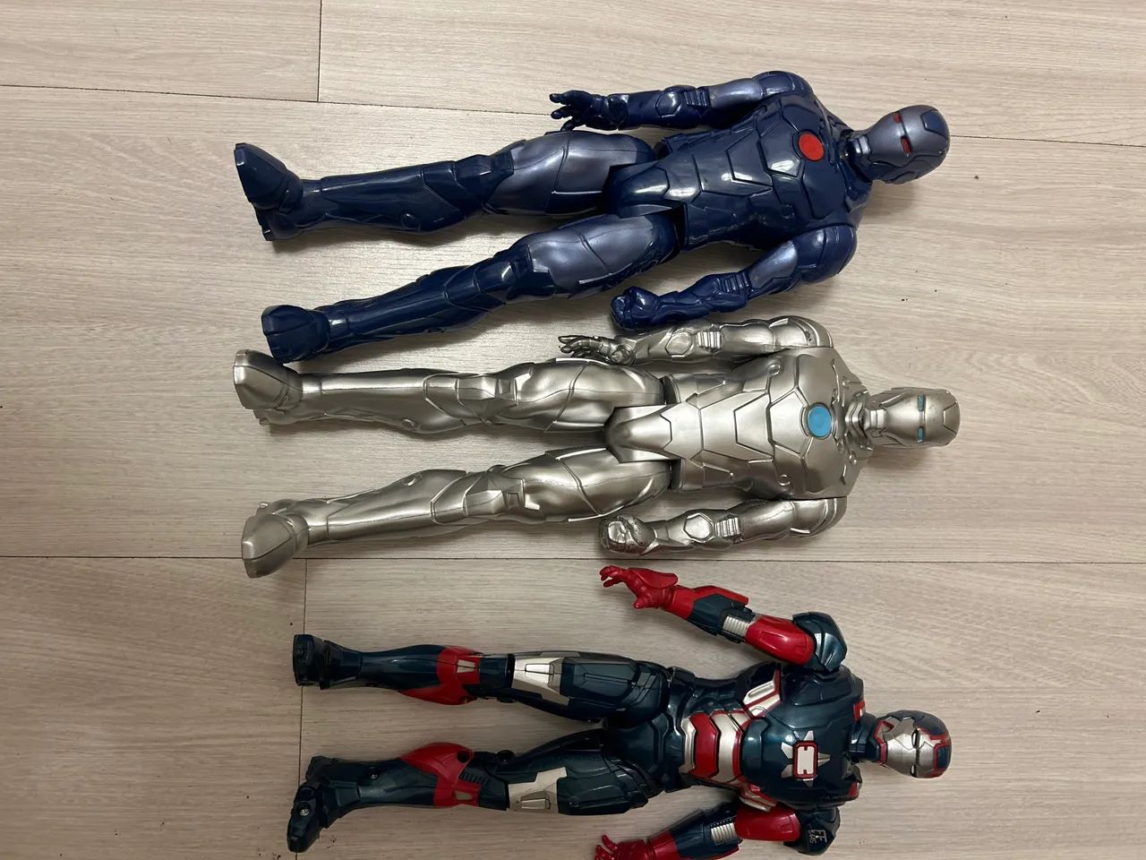 Bonecos Articuláveis Avengers  - Foto 2