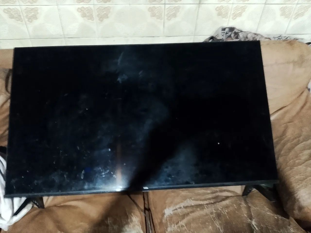 Vende-se tv TCL 43 polegadas 