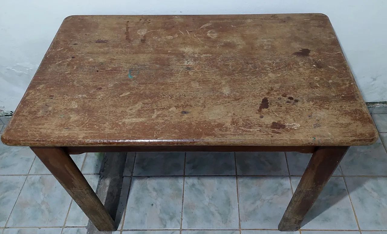 Vendo mesa em Angelim legítimo - 4 cadeiras  - Foto 3