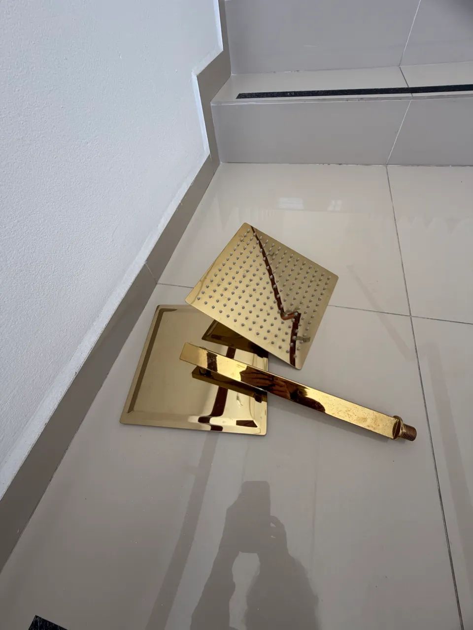 2 chuveiros a gás sem uso  - Foto 3