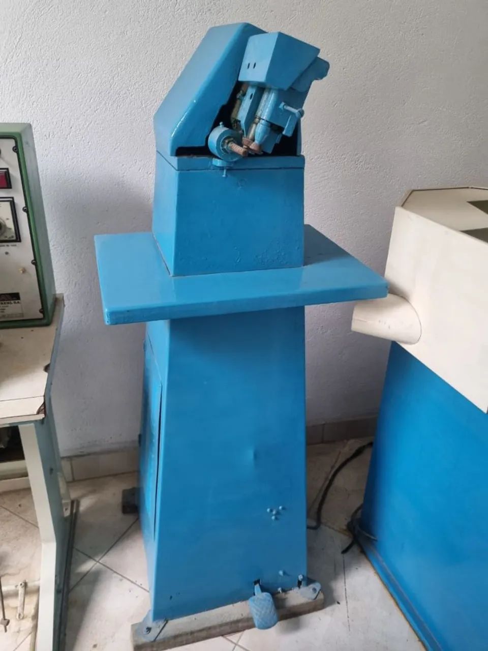 Piruliteira para montagem de calçados.  - Foto 2