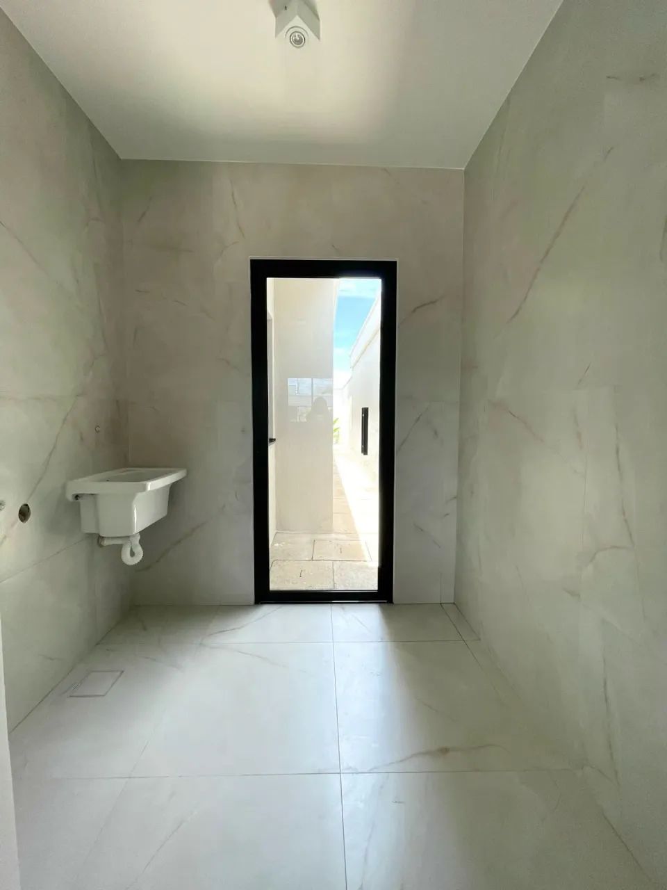 Linda Casa em Rua Privativa no Eusébio - Foto 5