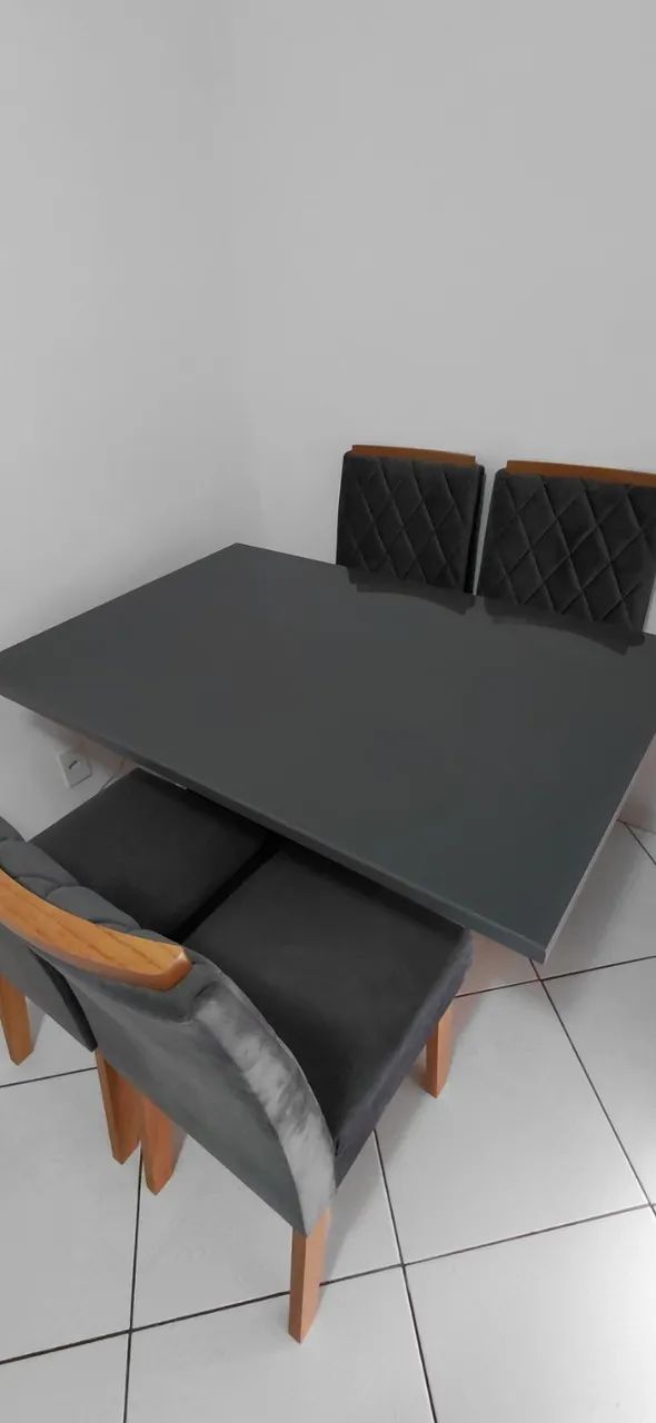 Mesa de jantar 4 lugares