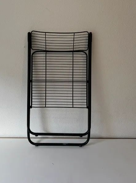 TRÊS Cadeiras Metal dobrável  - Foto 2