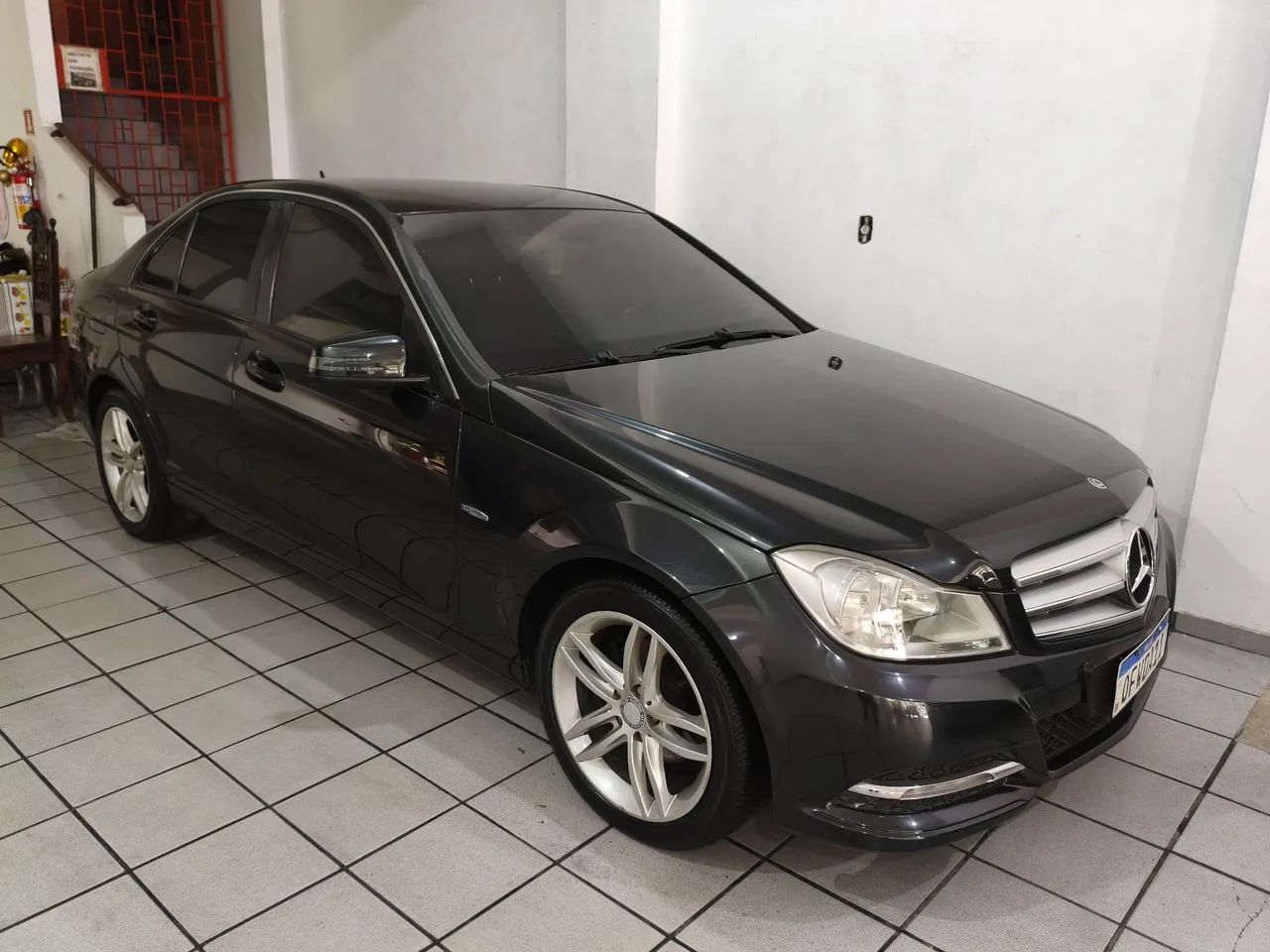 Mercedes-Benz C-180 CGI Classic 1.8 16V 156cv Aut. 2012