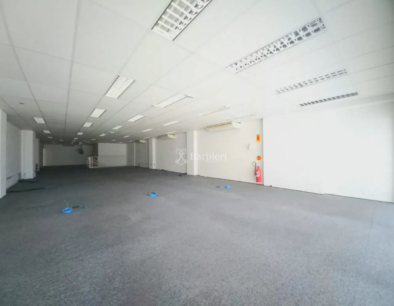 Sala Comercial Térrea no Centro de Blumenau - Foto 3