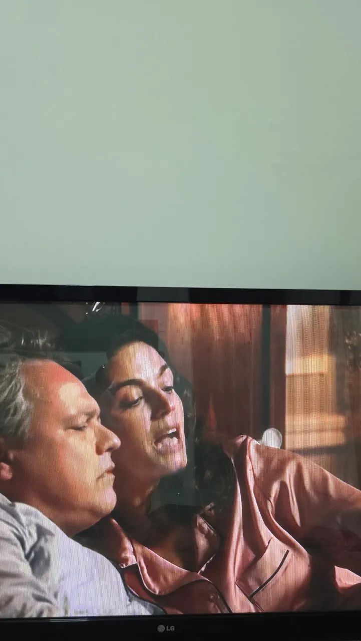 TV LG Plasma 42 em perfeito funcionamento (não é Smart)