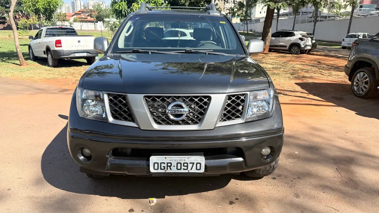 Nissan Frontier Frontier SE ATTACK CD 4x2 2.5 TB Diesel 2012
