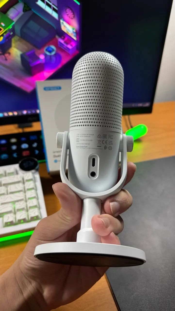 Microfone Razer Seiren V3 Chroma - Branco - Foto 4