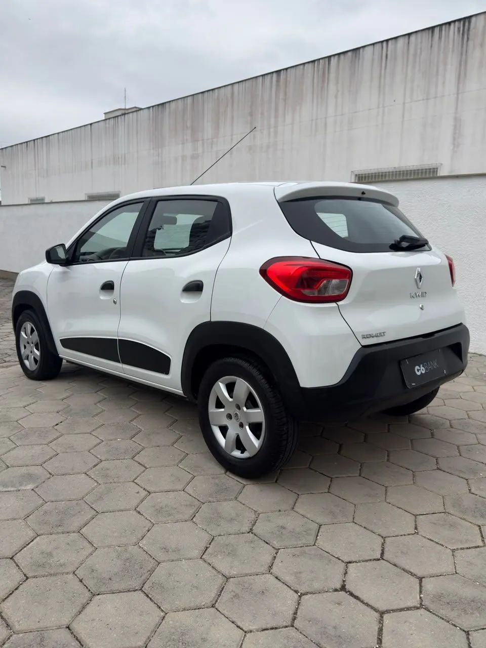 Renault Kwid 1.0 Zen 2018 - Foto 4